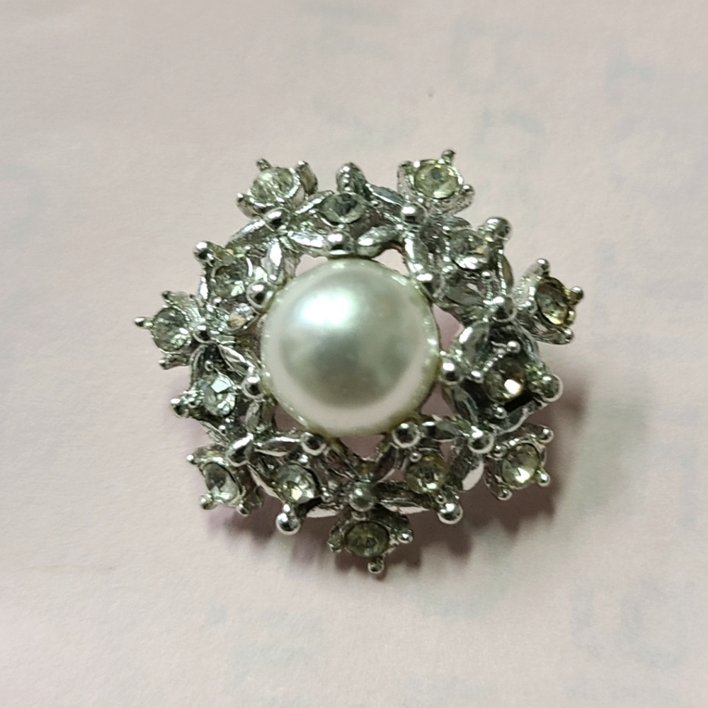 Vintage Sarah Coventry Brooch